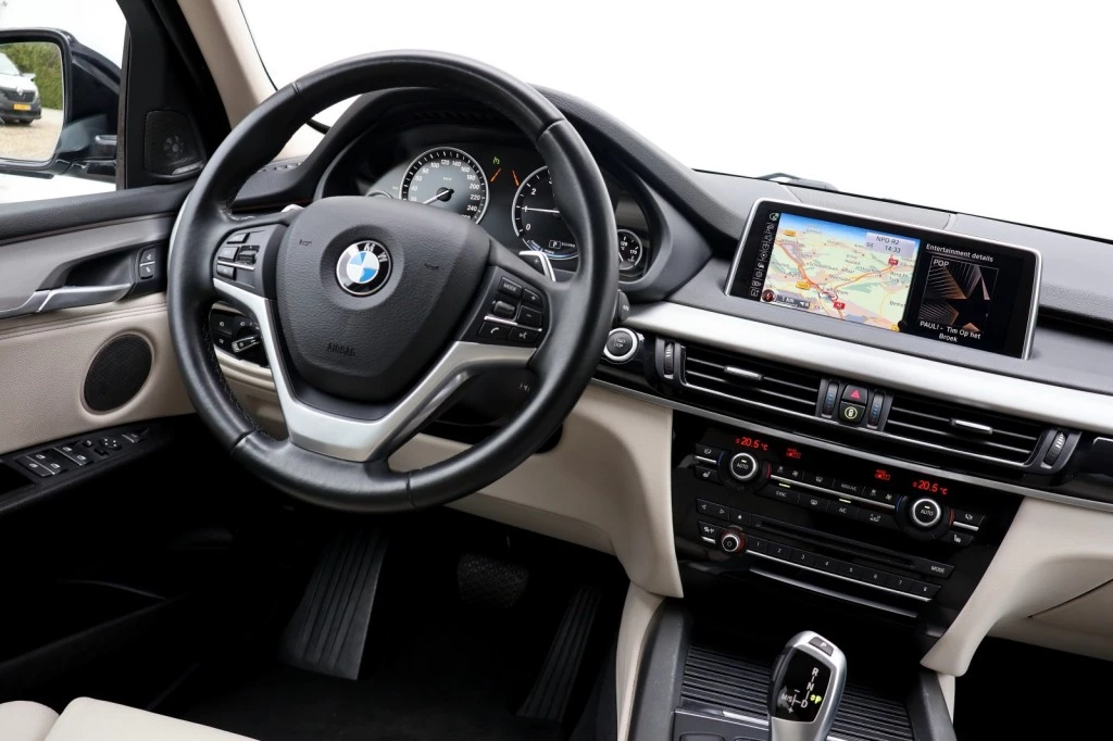 BMW X5 – foto 16