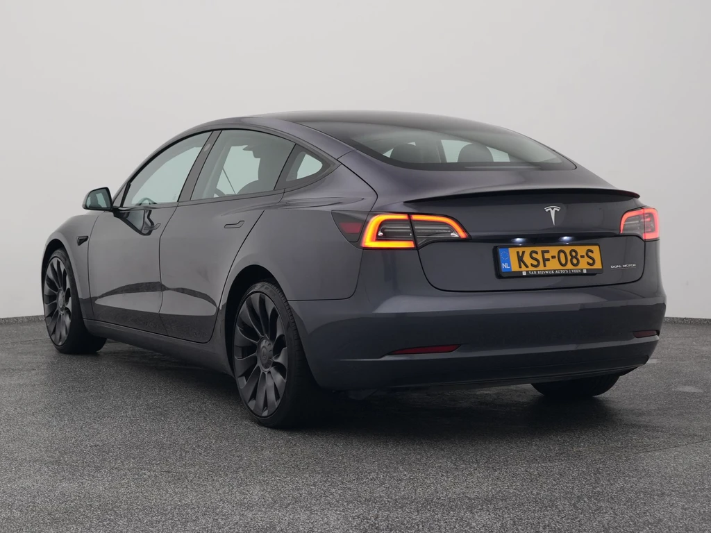 Tesla Model 3 – foto 4