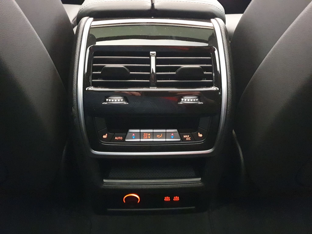 BMW X5 – foto 32