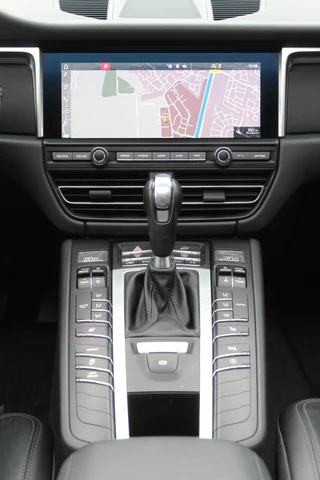 Porsche Macan – thumbnail 20