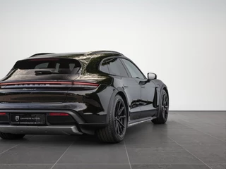 Porsche Taycan – thumbnail 6