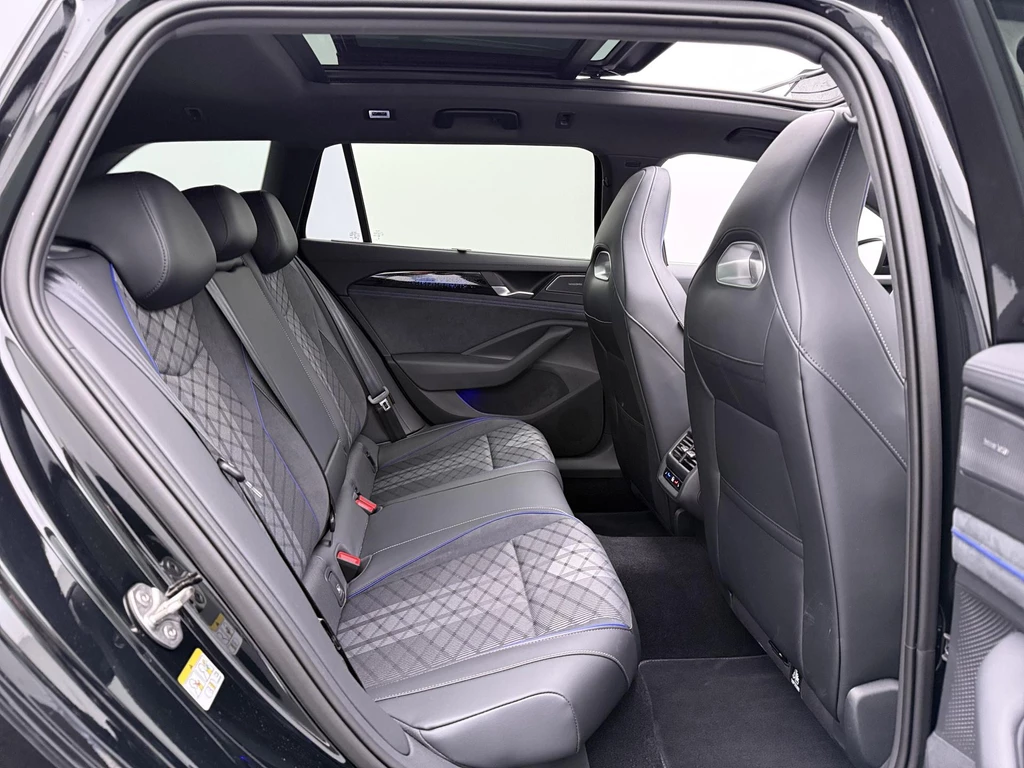 Volkswagen Passat – foto 51
