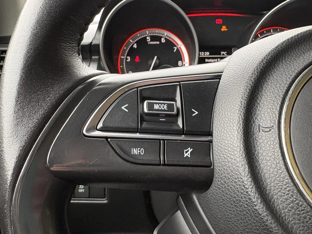 Suzuki Swift – foto 18