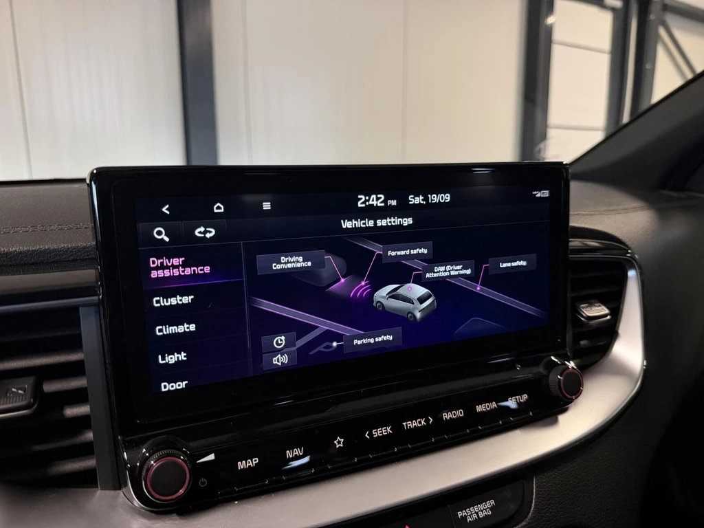 Kia ProCeed – foto 38