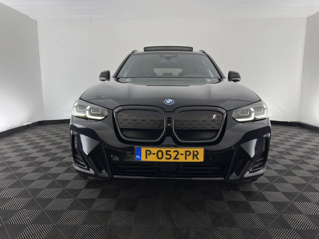 BMW iX3 – foto 6