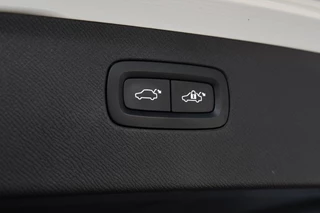 Volvo XC90 – thumbnail 33