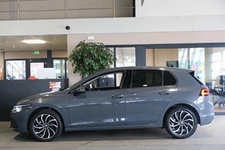Volkswagen Golf – thumbnail 3