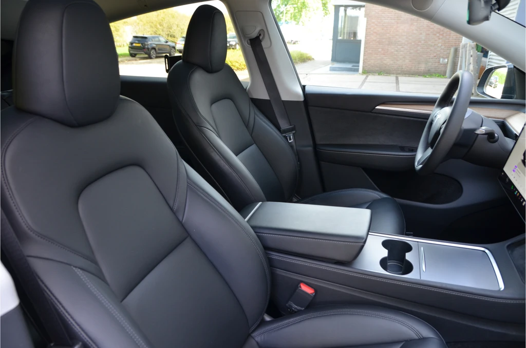 Tesla Model Y – foto 7