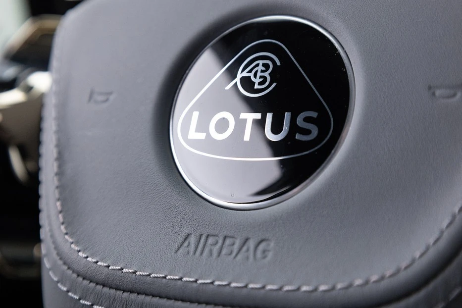 Lotus Eletre – foto 55