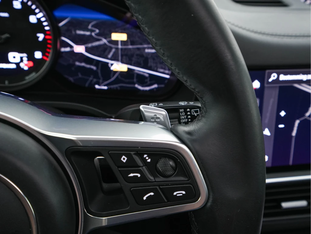Porsche Cayenne – foto 21