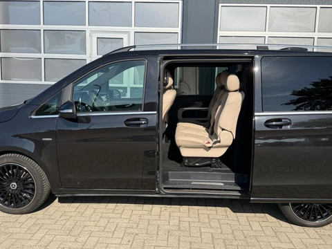Mercedes-Benz V-Klasse 250d 190PK Lang Dubbel cabine MARGE GEEN BTW/ 360 Camera / Burmester / Elektrische deuren / Navi / Stoelverw / Sfeerverlichting