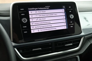 Volkswagen T-Roc – thumbnail 30