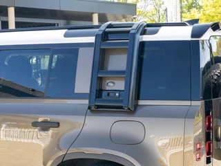 Land Rover Defender – thumbnail 12