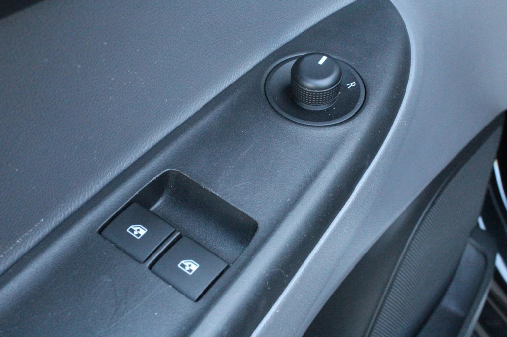 Opel KARL – foto 14