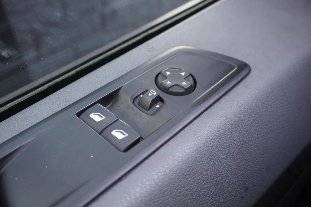Opel Vivaro – foto 18