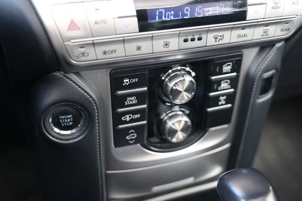 Toyota Land Cruiser – foto 15