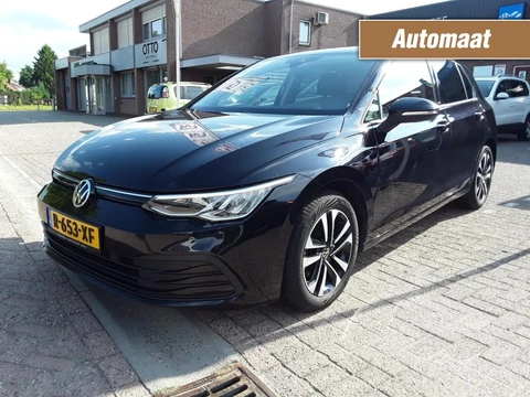 Volkswagen Golf 2.0 TDI DSG STYLE UNITED / NAVI / ACC