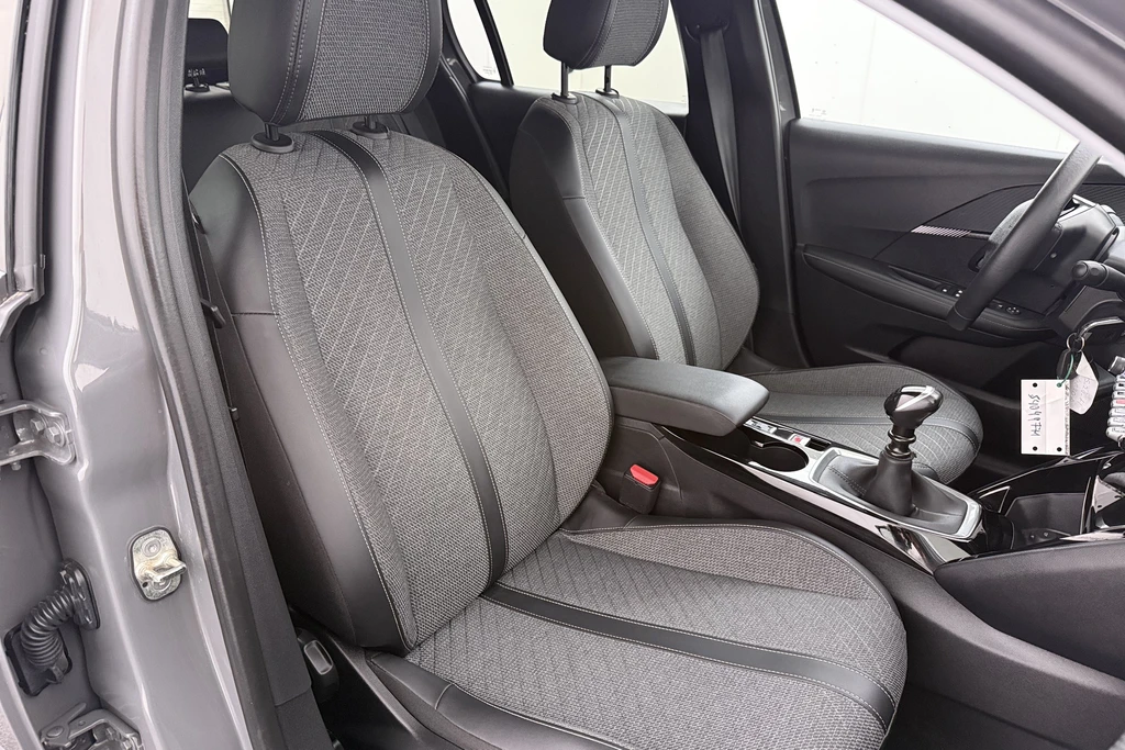 Peugeot 208 – foto 14