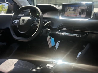 Peugeot 208 – thumbnail 22