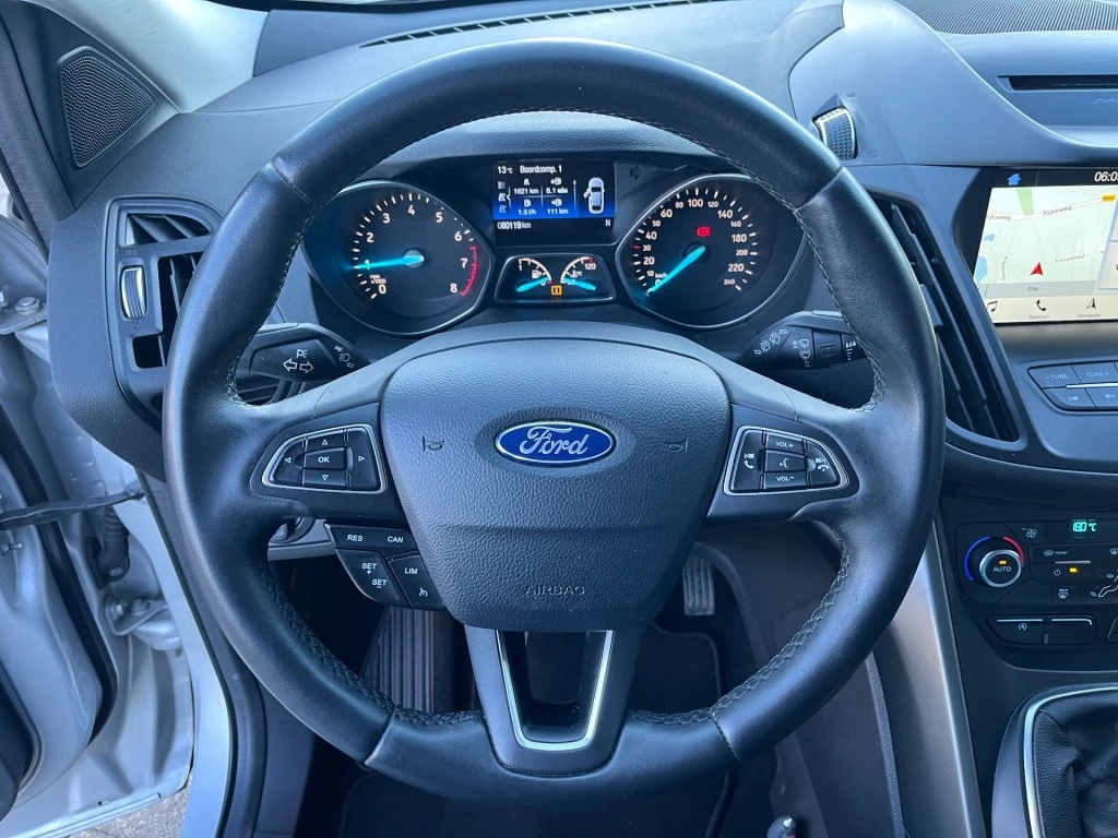 Ford Kuga – foto 22