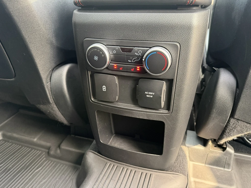 Ford Explorer – foto 29