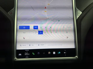 Tesla Model X – thumbnail 15