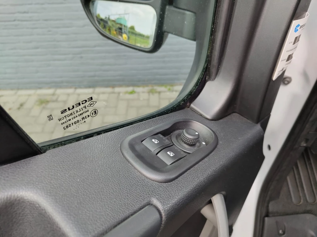 Opel Movano – foto 23