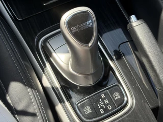 Mitsubishi Outlander – thumbnail 23