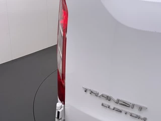 Ford Transit Custom – thumbnail 24
