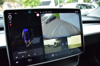 Tesla Model 3 – thumbnail 17