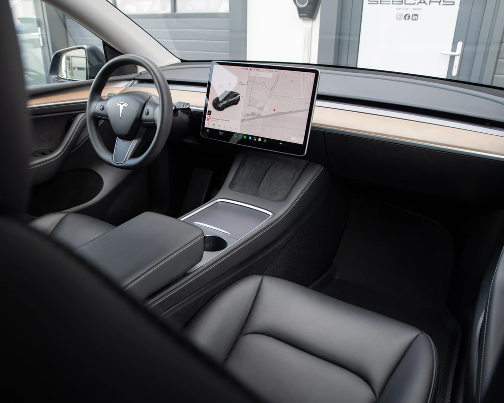 Tesla Model Y – foto 12