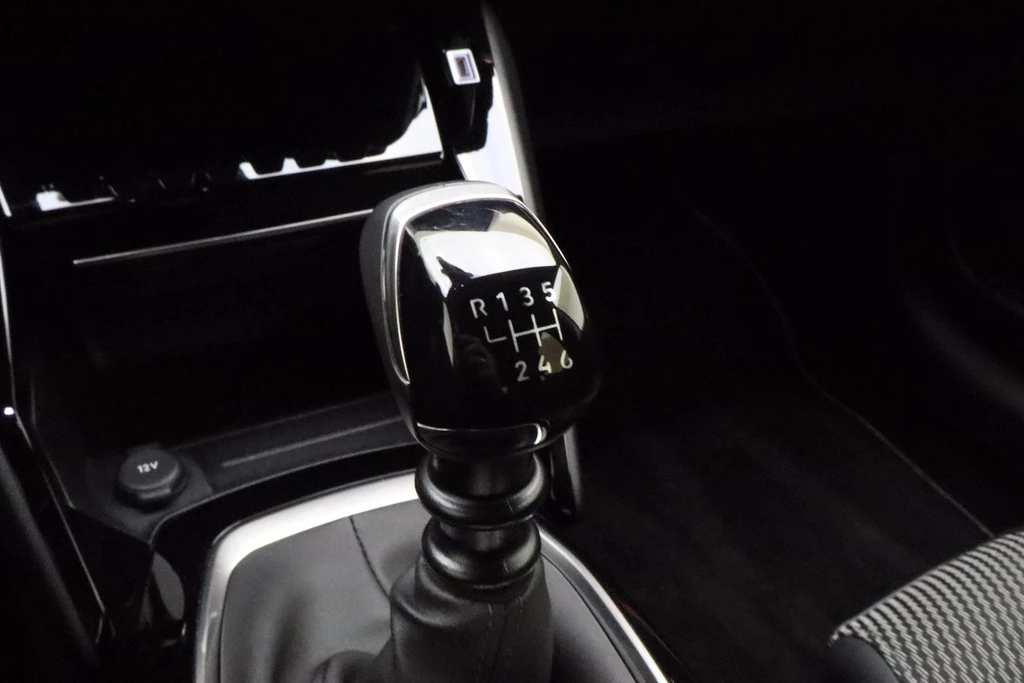 Peugeot 208 – foto 31