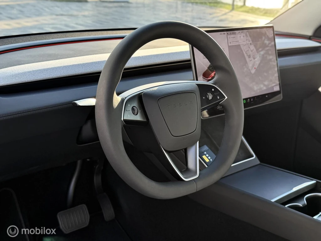 Tesla Model Y – foto 7