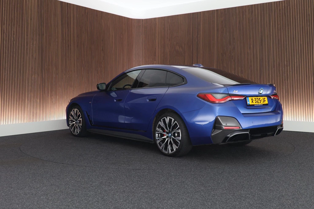 BMW i4 – foto 3