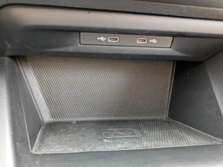 Volkswagen Golf – thumbnail 32