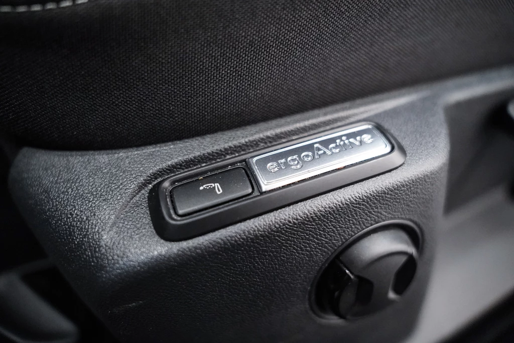 Volkswagen T-Roc – foto 17