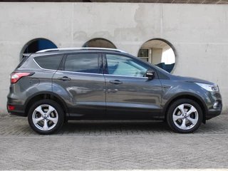 Ford Kuga – thumbnail 6