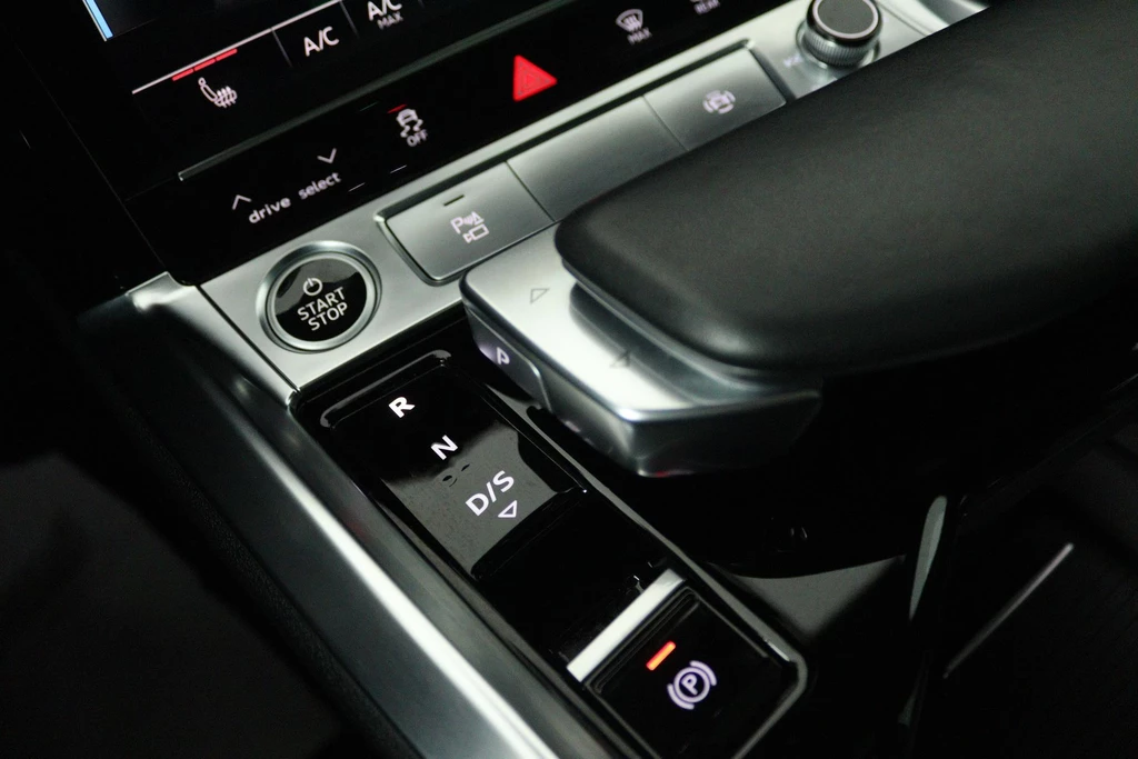 Audi e-tron – foto 21