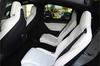 Tesla Model X – thumbnail 14