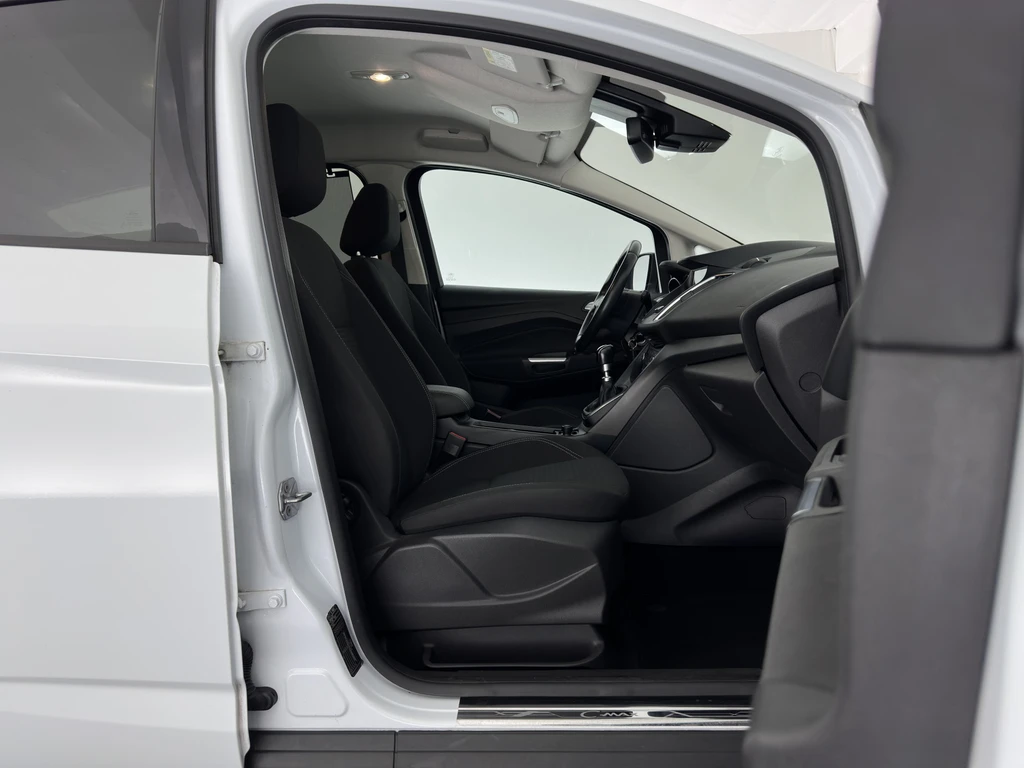 Ford C-MAX – foto 13