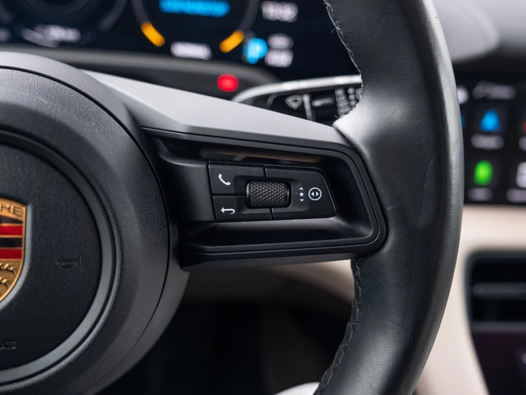 Porsche Taycan – foto 32