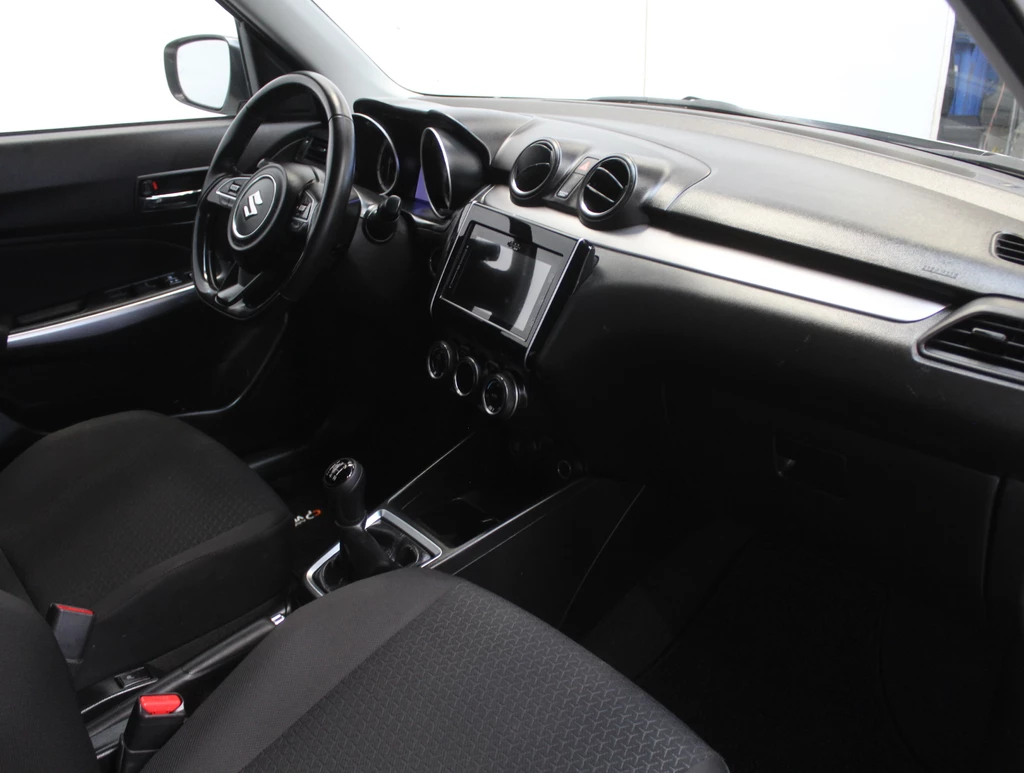 Suzuki Swift – foto 14