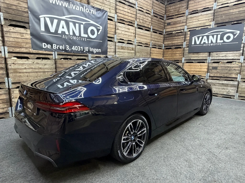 BMW i5 – foto 3