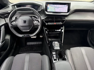 Peugeot 208 – thumbnail 8
