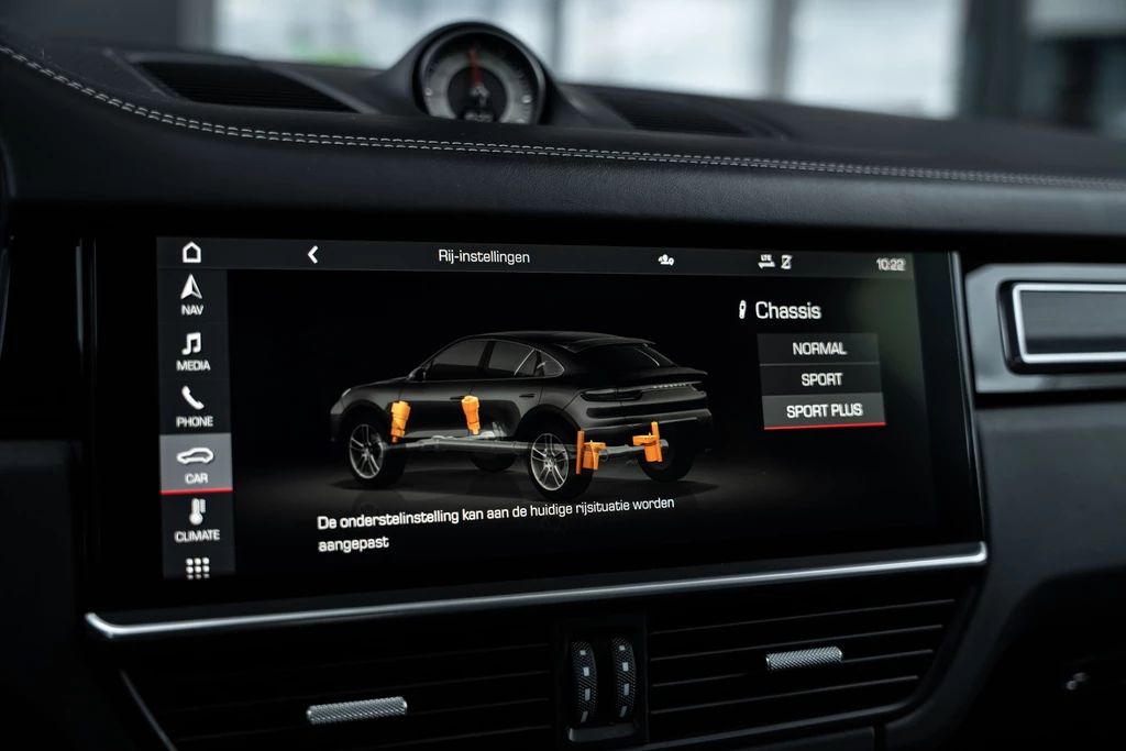 Porsche Cayenne – foto 21