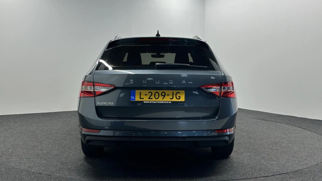 Škoda Superb – foto 4