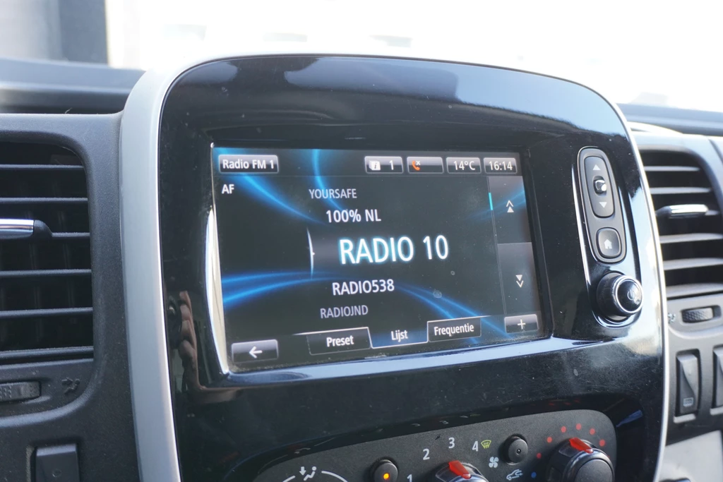 Renault Trafic – foto 12