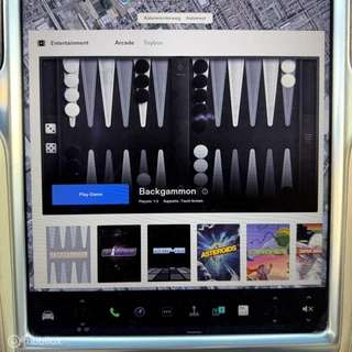 Tesla Model X – thumbnail 14