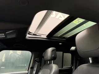 Land Rover Defender – thumbnail 37