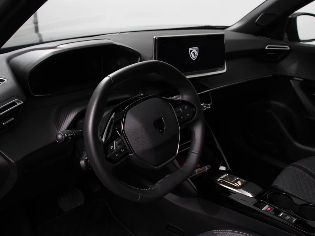 Peugeot e-2008 – foto 8